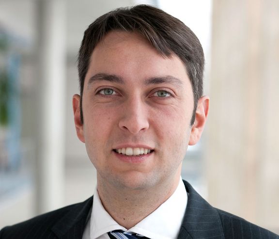 Prof. Sebastian Schlund
