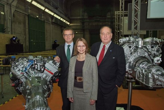 v.l.n.r.: BIG-Geschäftsführer Christoph Stadlhuber, Bundesministerin Beatrix Karl, TU-Rektor Peter Skalicky