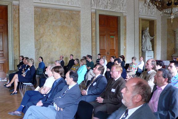 Erstes Netzwerktreffen im Festsaal der Technischen Universität Wien am 16. Juni 2008.
