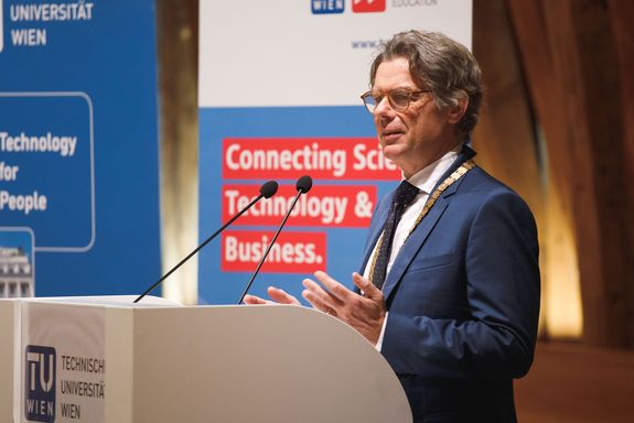 [Translate to English:] mba-sponsion9