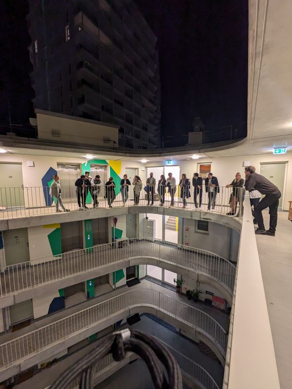 Excursion group at the inner courtyard