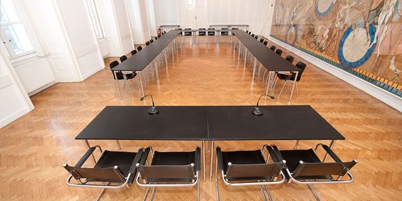Boecklsaal U-Form mit Vortragenden Boecklsaal U-Form mit Vortragenden