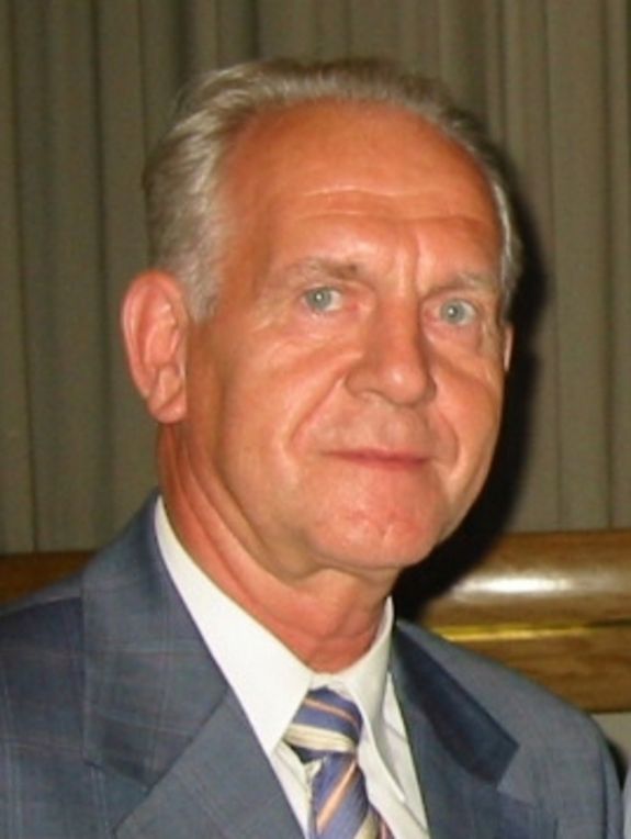 Univ.Prof. i.R. Dr.phil. Karlheinz Schwarz Univ.Prof. i.R. Dr.phil. Karlheinz Schwarz