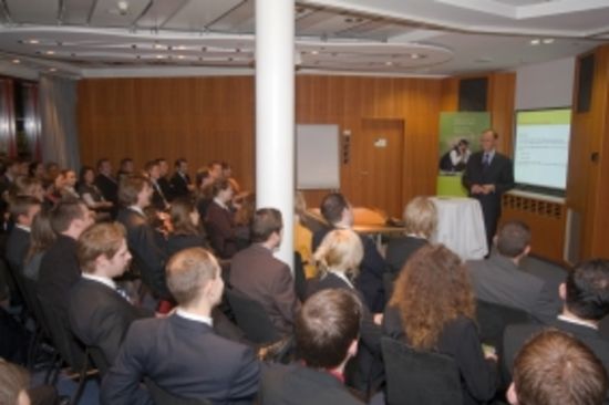 Interessierte ZuhörerInnen