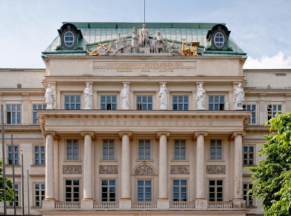 TU-Hauptgebäude TU-Hauptgebäude