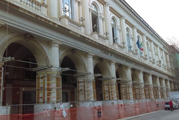 Gebäude