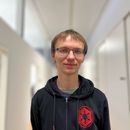 [Translate to English:] Porträt von Manuel Hahn