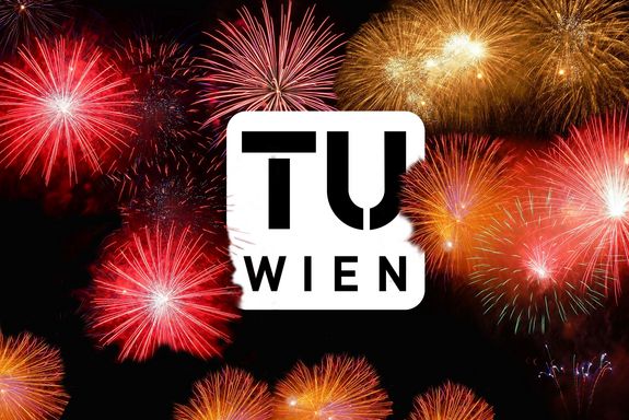 TU Logo vor Feuerwerk