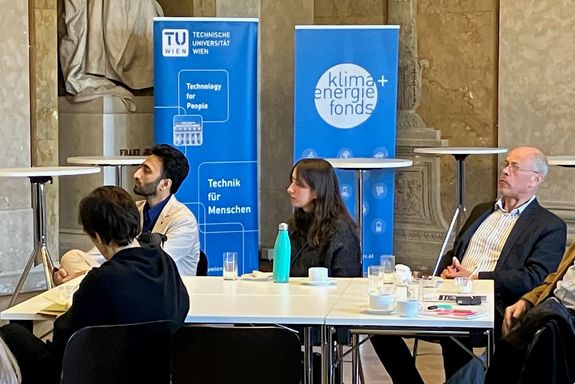 Eindrücke vom Kolloquium Energiewende am 8.11. im Festsaal der TUW