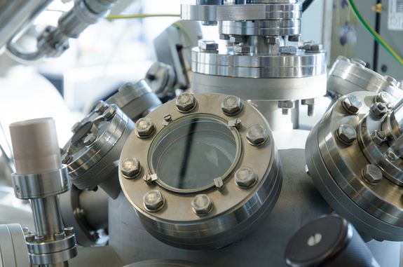 Vakuumanlage mit Rastertunnelmikroskop [3]