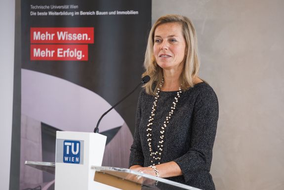 Festrednerin DI Nadja Pröwer