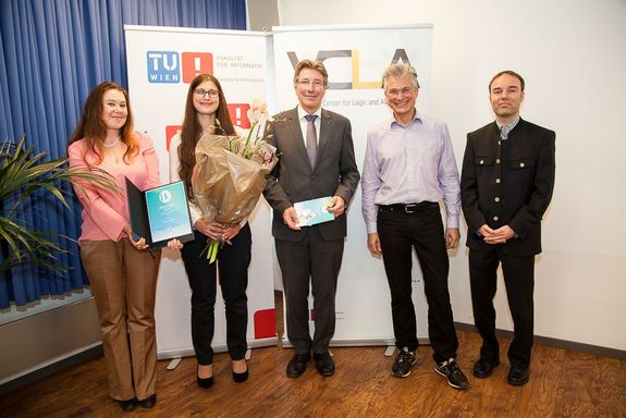 Anna Prianichnikova (LogiCS coordinator, Ehefrau Helmut Veith), Hanna Lachnitt (Preisträgerin), Kurt Matyas (Vizerektor für Studium und Lehre), Norbert J Mauser (Direktor Wolfgang Pauli Institut), Georg Weissenbacher (FORSYTE Leiter)