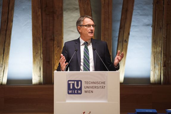 [Translate to English:] mba-sponsion13