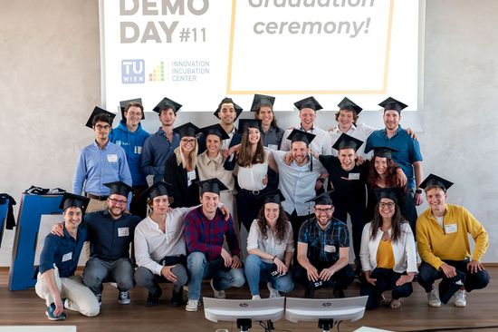 Gruppenfoto i²c Studierende Batch #11, 2023