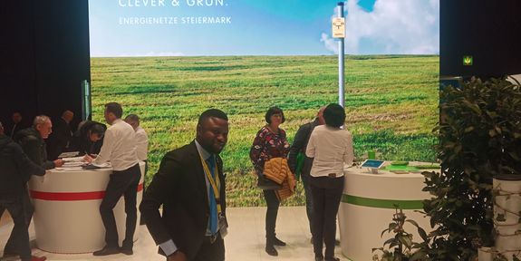 [Translate to English:] Student Olawole Oyewole auf der Mitteleuropäischen Biomassekonferenz 2020