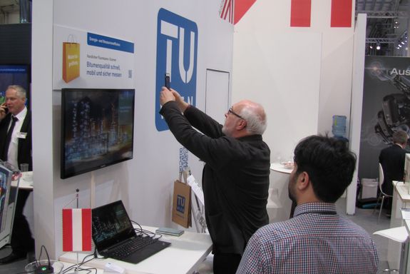 TU Wien at Hannover Messe 2017 – Bitumen – 13