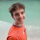 [Translate to English:] Porträt von Lucas Eder