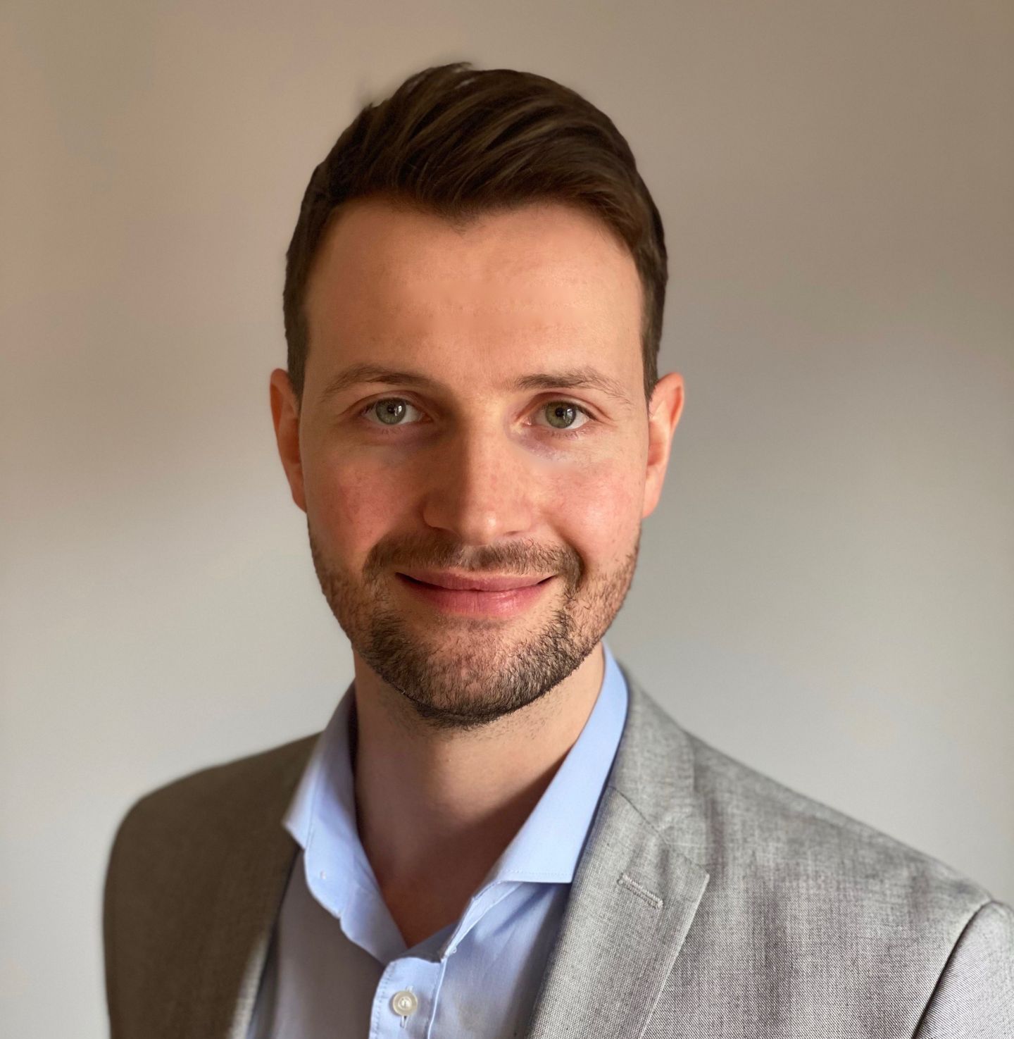 Dr. Andreas Schumacher