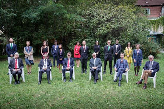 Die Absolvent_innen des MSc ETIA