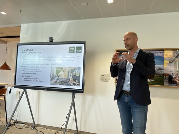 Vortrag über das LeopoldQuartier