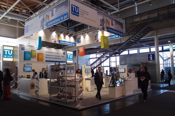 Der Messestand der TU Wien in Hannover (Foto: Barbara Kusebauch)