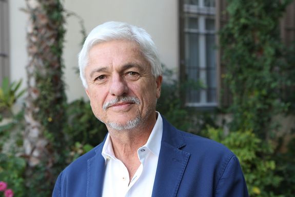 Porträt Charly Kleissner, Außenaufnahme