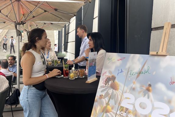 [Translate to English:] ACE Alumni Filmbar Albertina