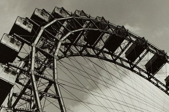 Wien Museum Wiener Riesenrad in schwarzweiss