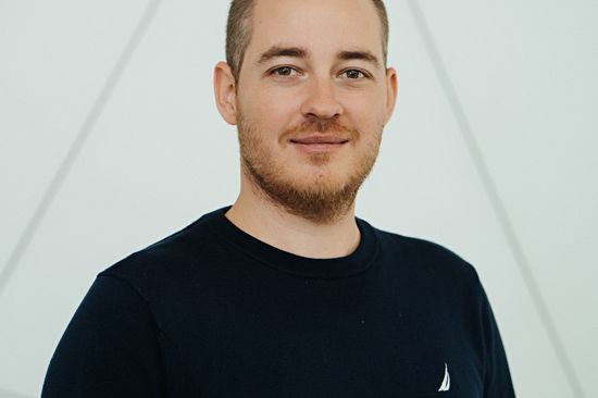 Dr. Andrej Ivankovic