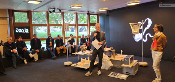 Exhibition opening "Kunst zum Anfassen" in Davis