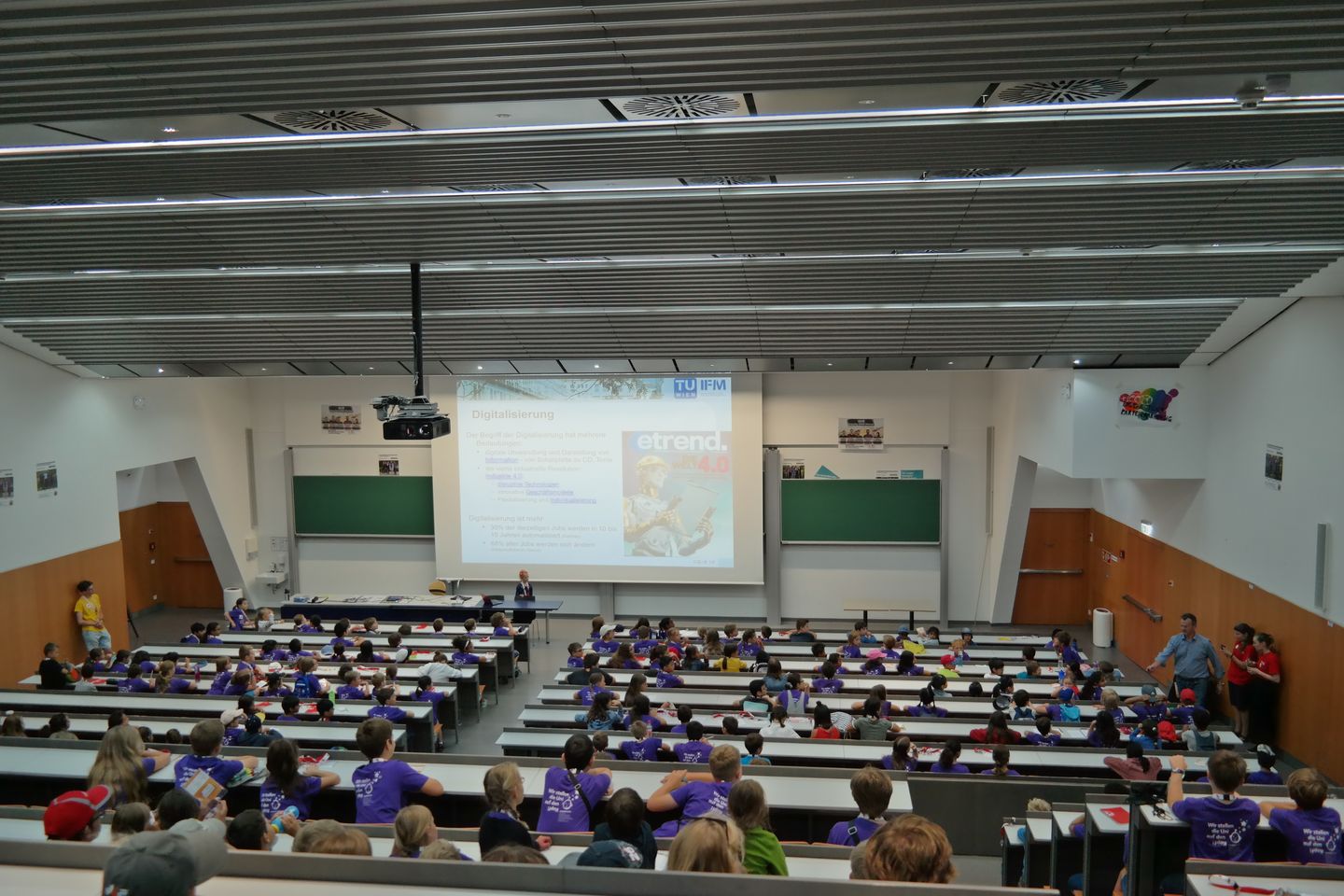 Vorlesung - Wohnen und arbeiten im Jahr 2030