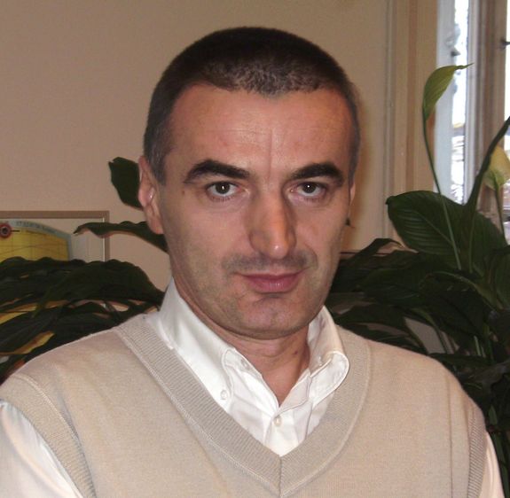 Portrait Dr. Sinan Korjenic