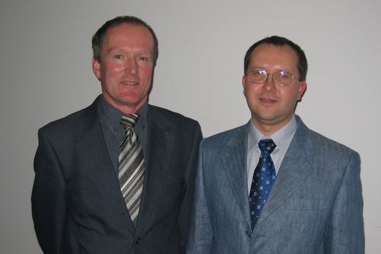 Peter Pisecker, Chefredakteur auto touring, Univ.-Prof. Dr. H.P. Lenz, Vorsitzender des ÖVK, Leo Musil, Laudator bei der Preisverleihung, Chefredakteur Freie Fahrt © IGM/STEHNO