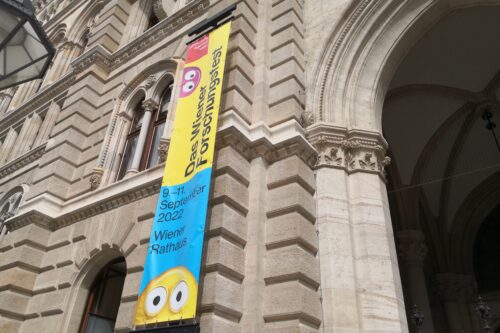Forschungsfest banner at entrance of Rathaus