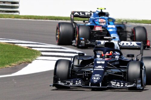 Formel 1 Fahrzeuge auf der Rennstrecke